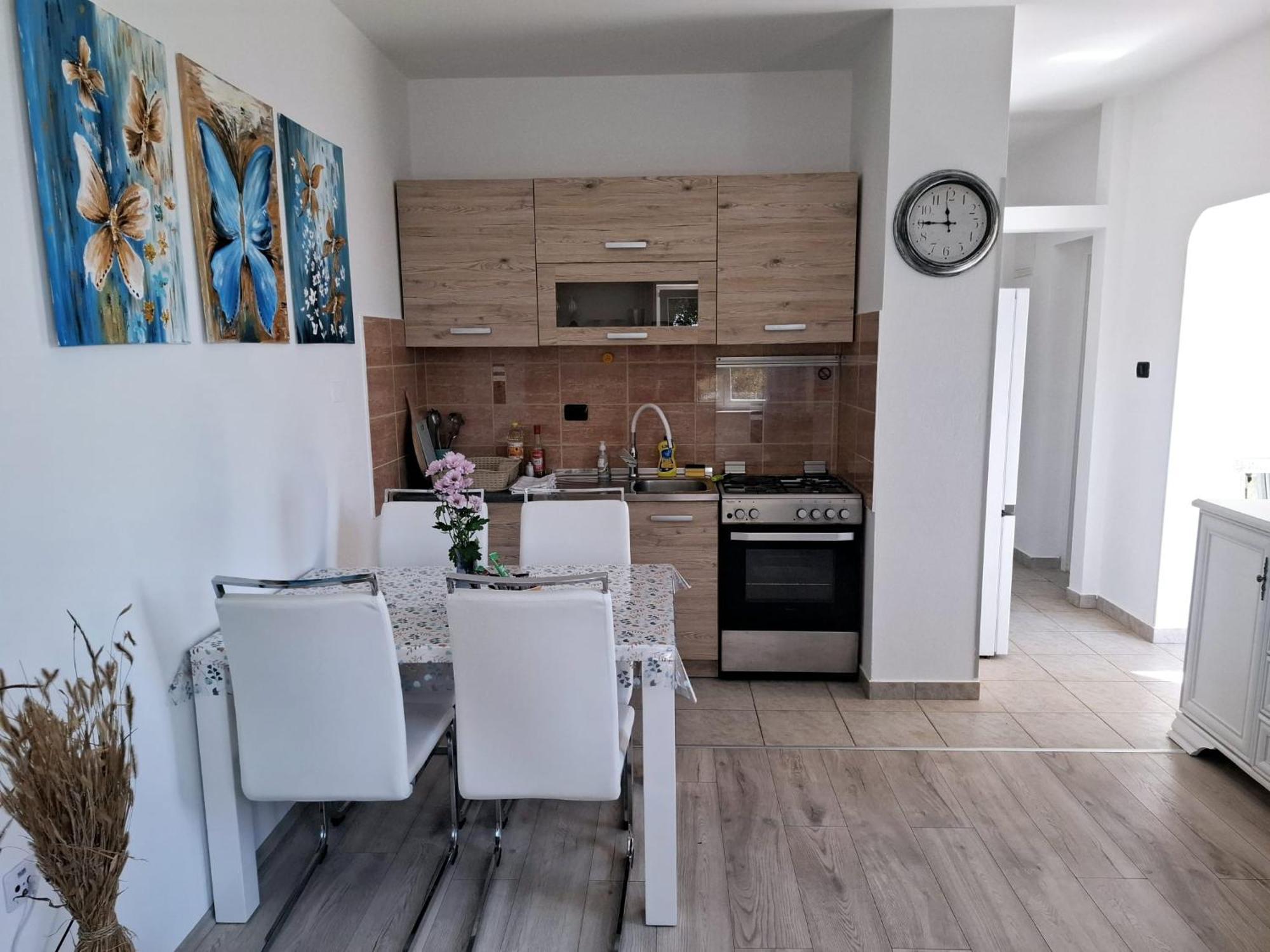 Melita Apartman *